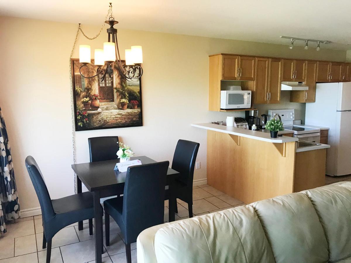Cozystay Signature Lake Okanagan Resort Келоуна Экстерьер фото